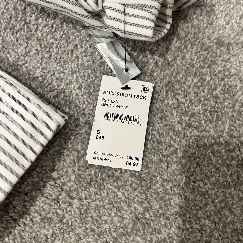 Small Amanda & Chelsea Blazer from Nordstrom Rack - Tags On - Picture 4 of 6
